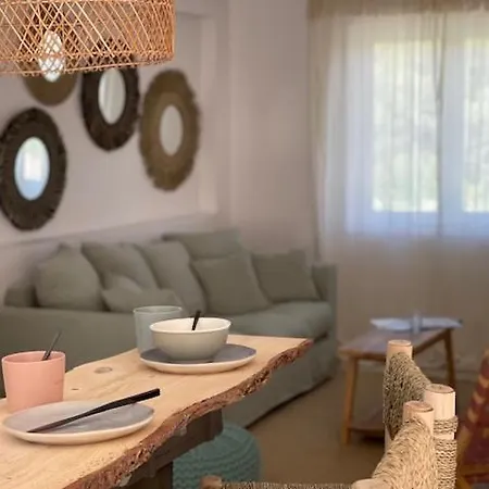 Design En Drome Provencale بيت للعطل